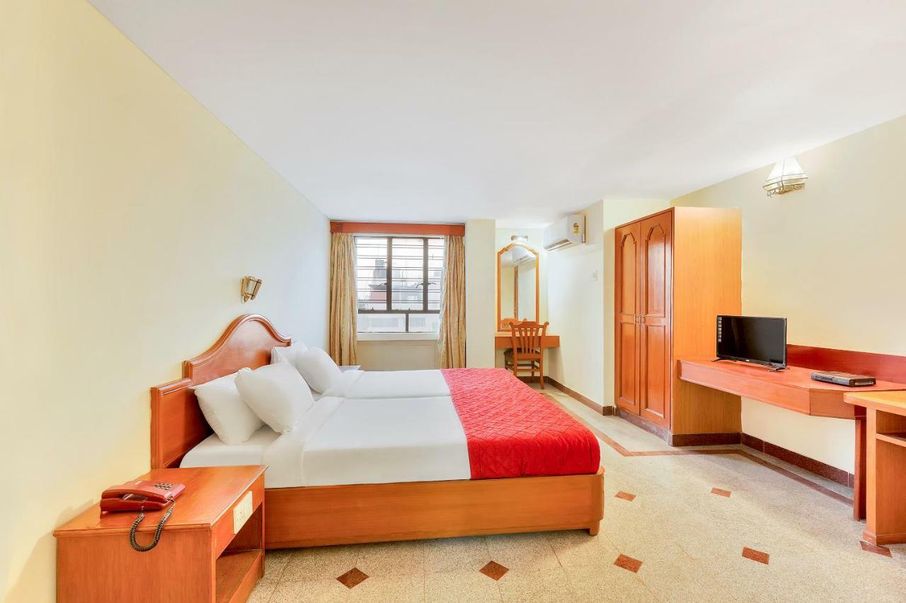 Oyo 10534 Hotel Kanishka Bangalore Eksteriør bilde