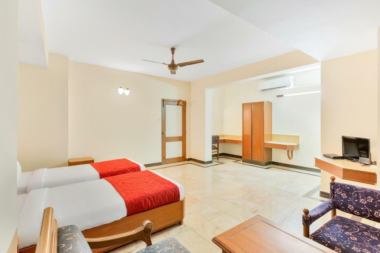 Oyo 10534 Hotel Kanishka Bangalore Eksteriør bilde