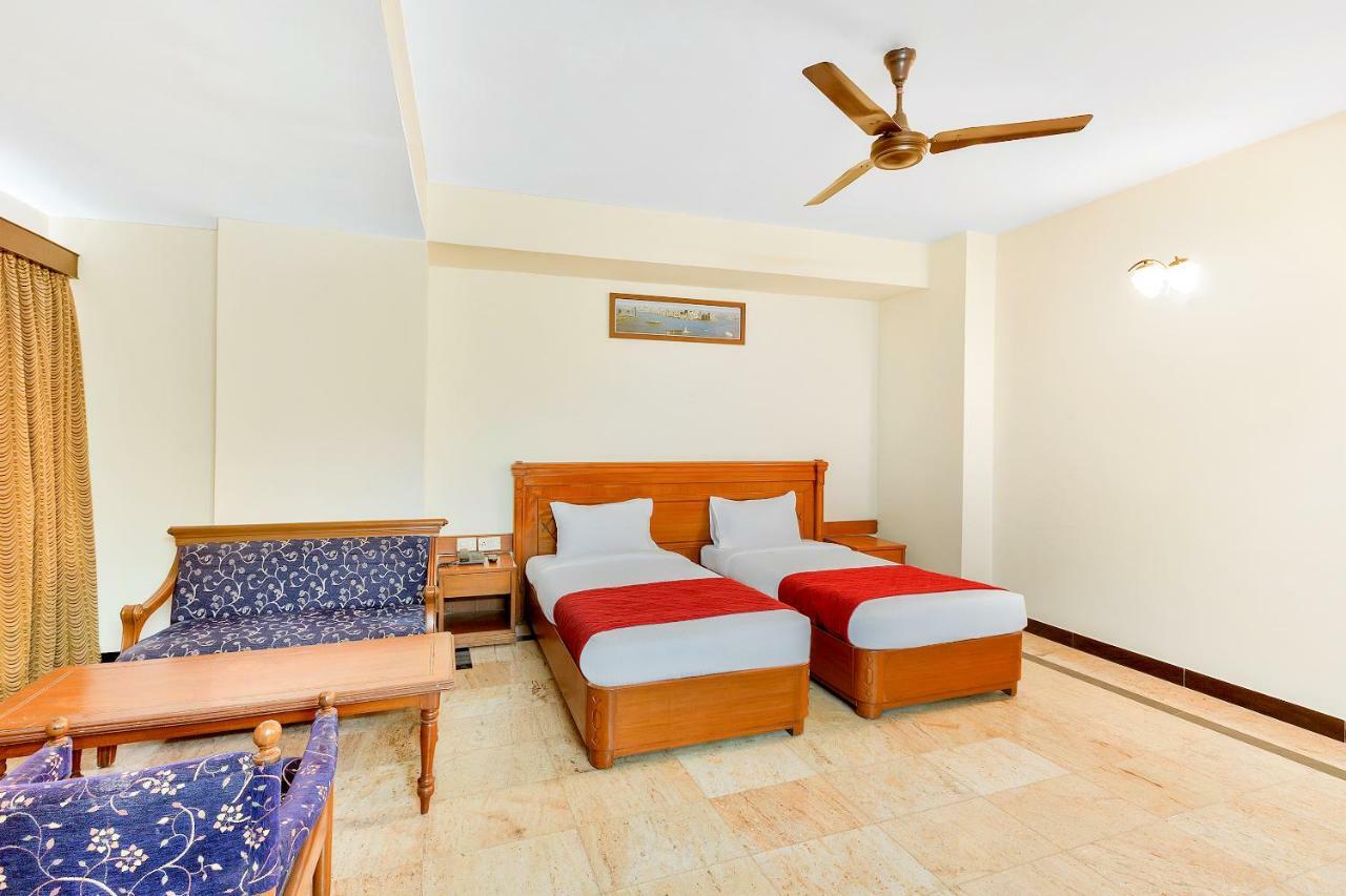 Oyo 10534 Hotel Kanishka Bangalore Eksteriør bilde